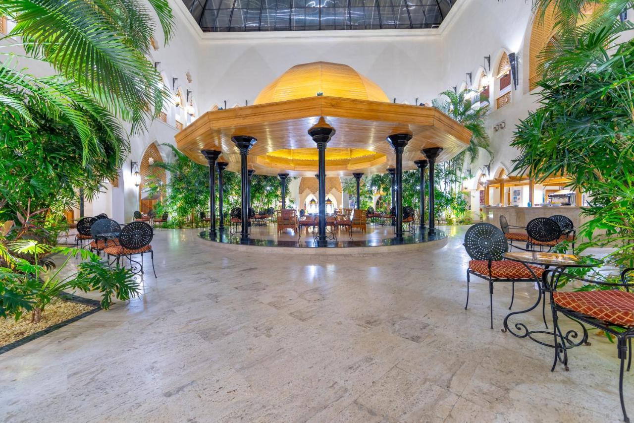 Makadi Palace - Couples And Families Only フルガダ エクステリア 写真